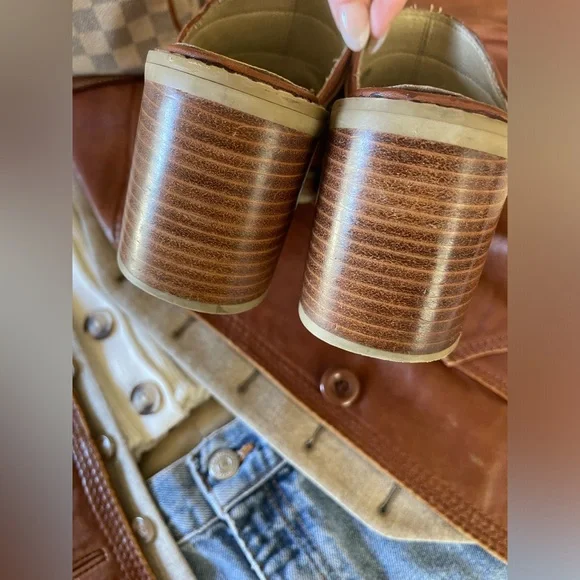 FRYE | Dusty Platform Clogs - Picture 5 of 8